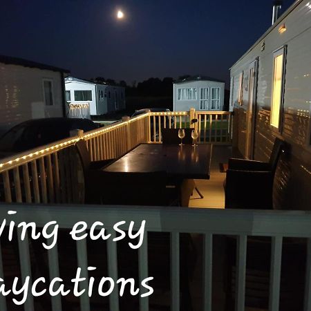 Living Easy Staycations At Tattershall Lakes Exterior photo