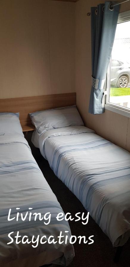 Living Easy Staycations At Tattershall Lakes Exterior photo